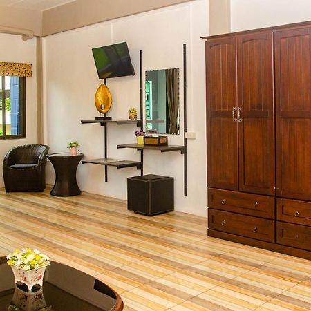 Allstar Guesthouse Karon エクステリア 写真