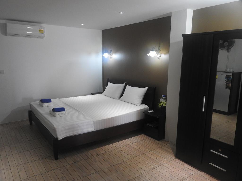 Allstar Guesthouse Karon エクステリア 写真