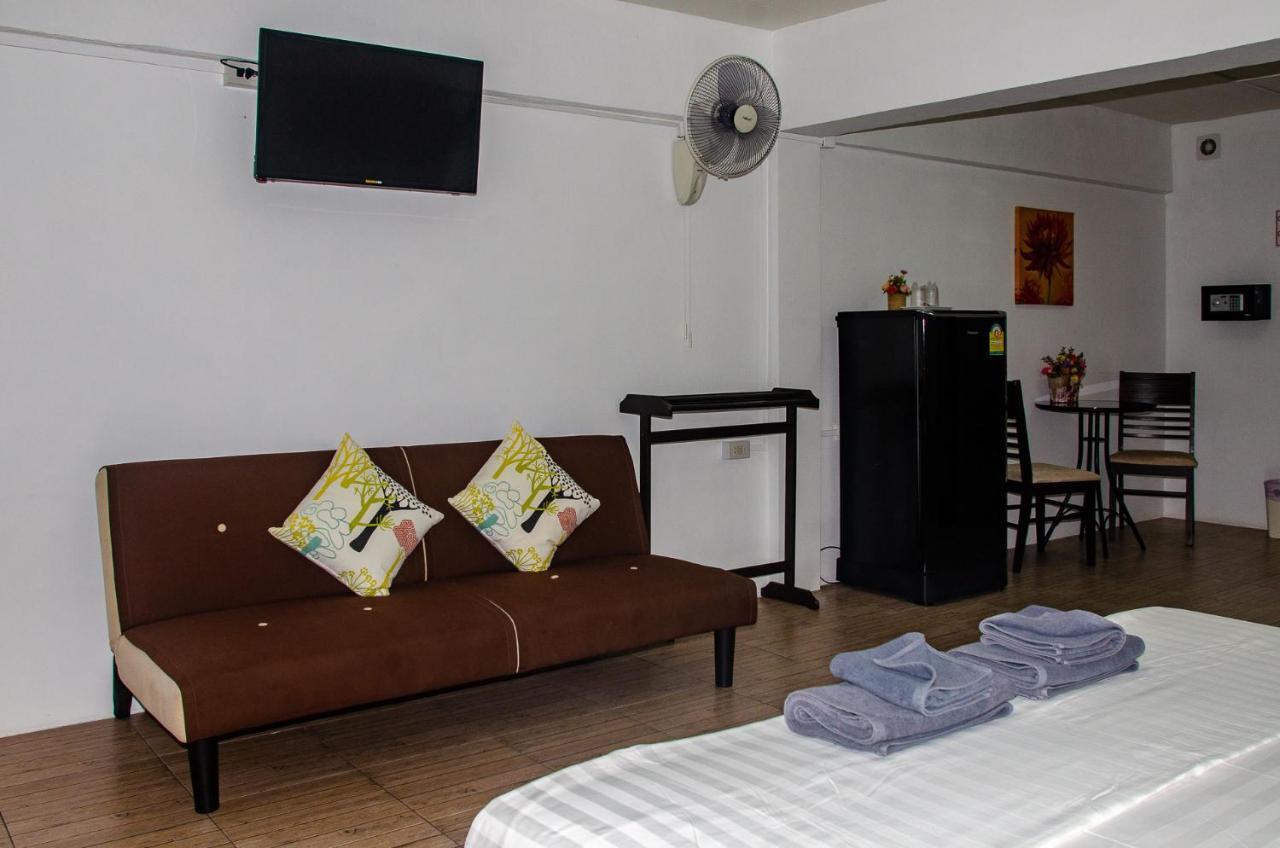 Allstar Guesthouse Karon エクステリア 写真
