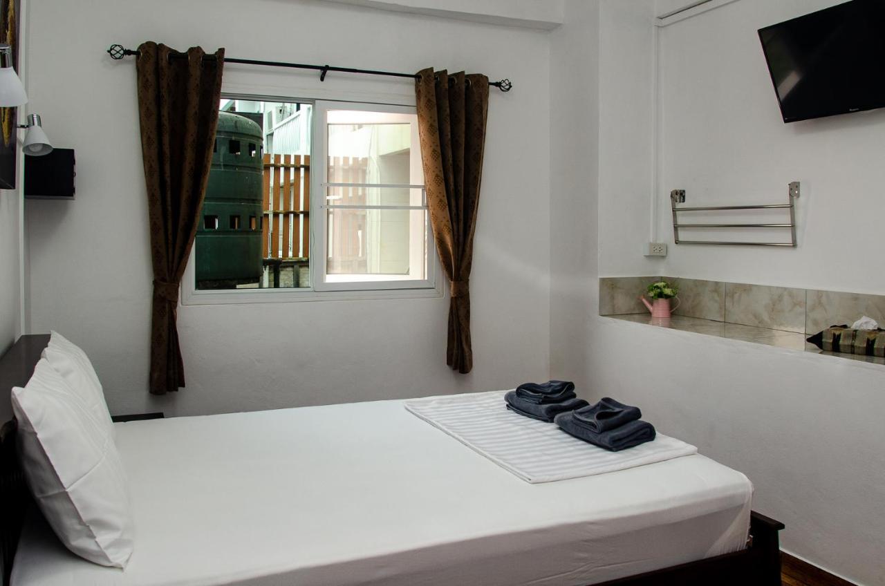Allstar Guesthouse Karon エクステリア 写真