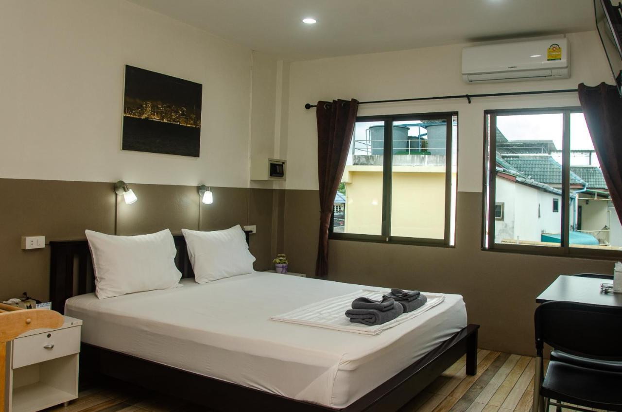 Allstar Guesthouse Karon エクステリア 写真